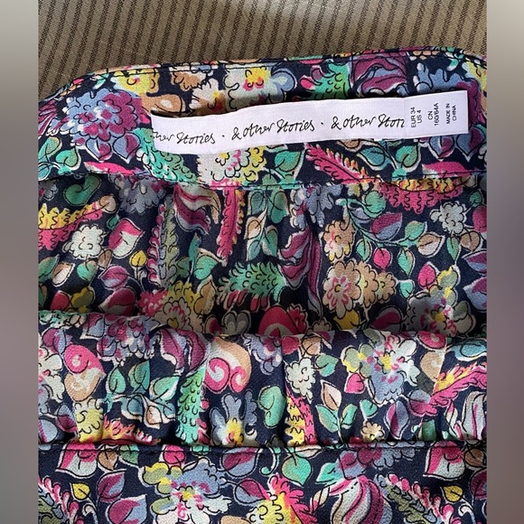 & OTHER STORIES sheer pleated midi skirt “US 4” - Picture 6 of 8